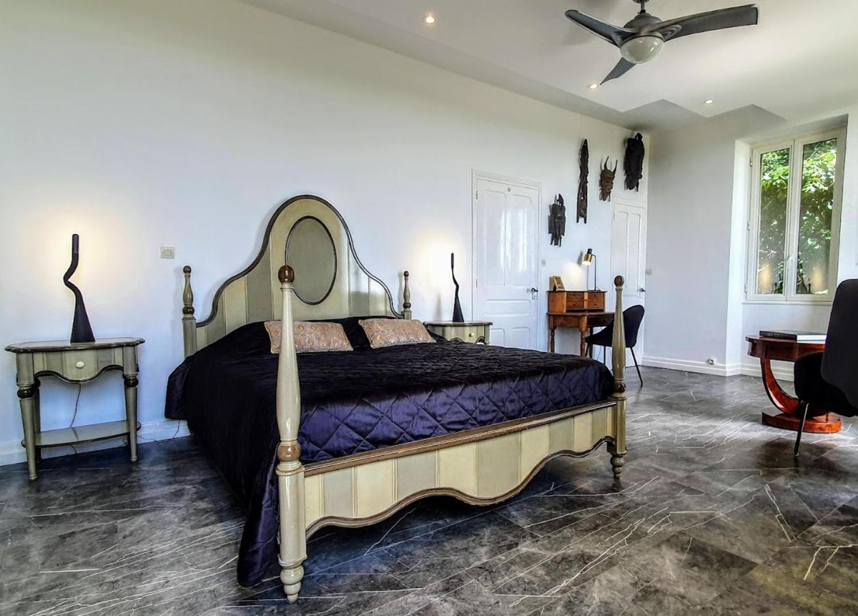 Les Hauts De Domme - Chambres D'Hotes ภายนอก รูปภาพ